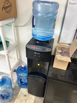 Glacier Bay Water Dispenser