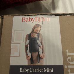 Baby Bjorn Carrier 
