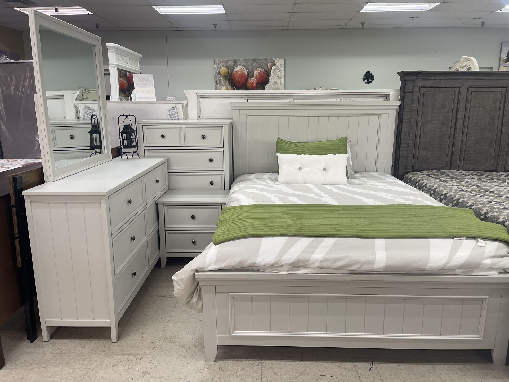 Queen Bedroom Set 