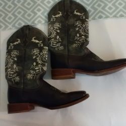 Cowboy Boots 