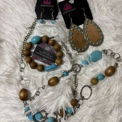 Necklace set