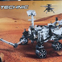 Lego Technic Perseverance Rover 