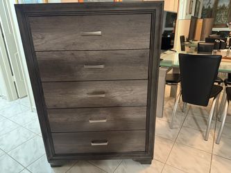 Marlow Drawer Tall Dresser Chest - Gray Wood Grain 5-Drawer Chest