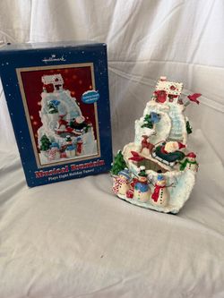 Hallmark Musical Fountain Christmas Decoration