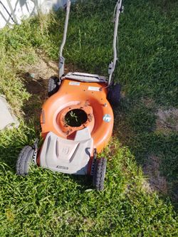 Husqvarna lawnmower frame good shape self-propel awd