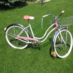Schwinn Vintage 1962 Girls "Debbie" 26" Bicycle 