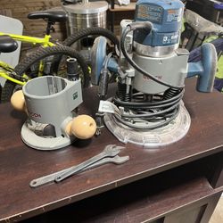 Bosch Plunge Router 