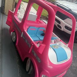 Ride on Barbie Camper