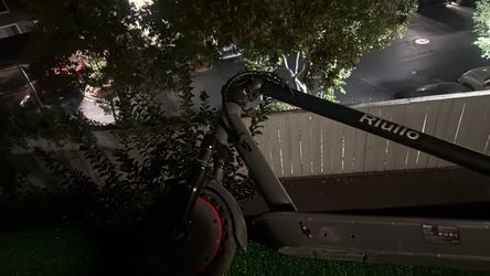 Electric scooter
