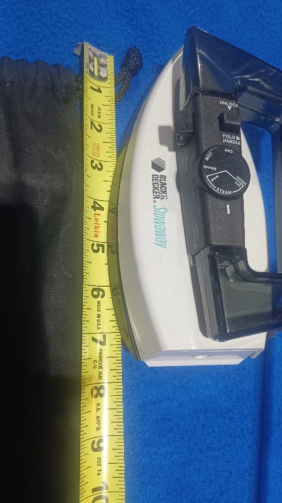 Travel Compact Iron W/ Steam Black & Decker
