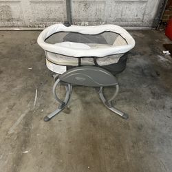 Graco Bassinet Glider