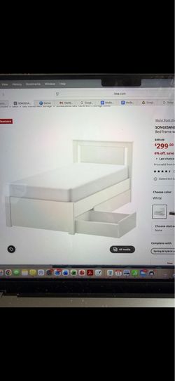 2 camitas blancas pequeñas