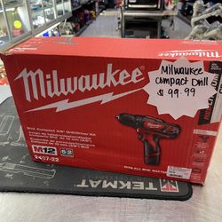 Brand New Milwaukee Compact 3/8” Drill/driver Kit 