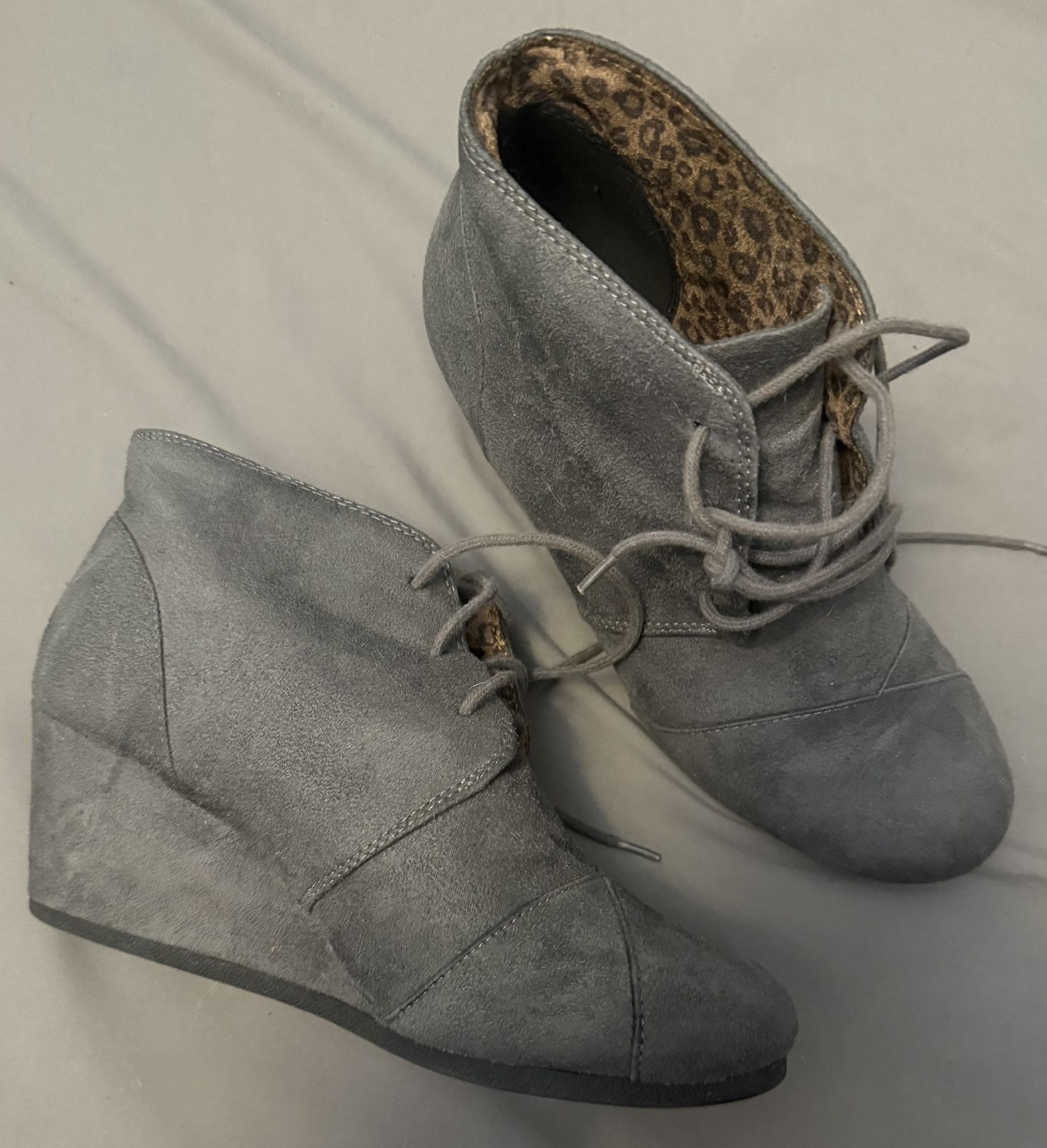 Women’s Grey Boots With A Wedge Size 10