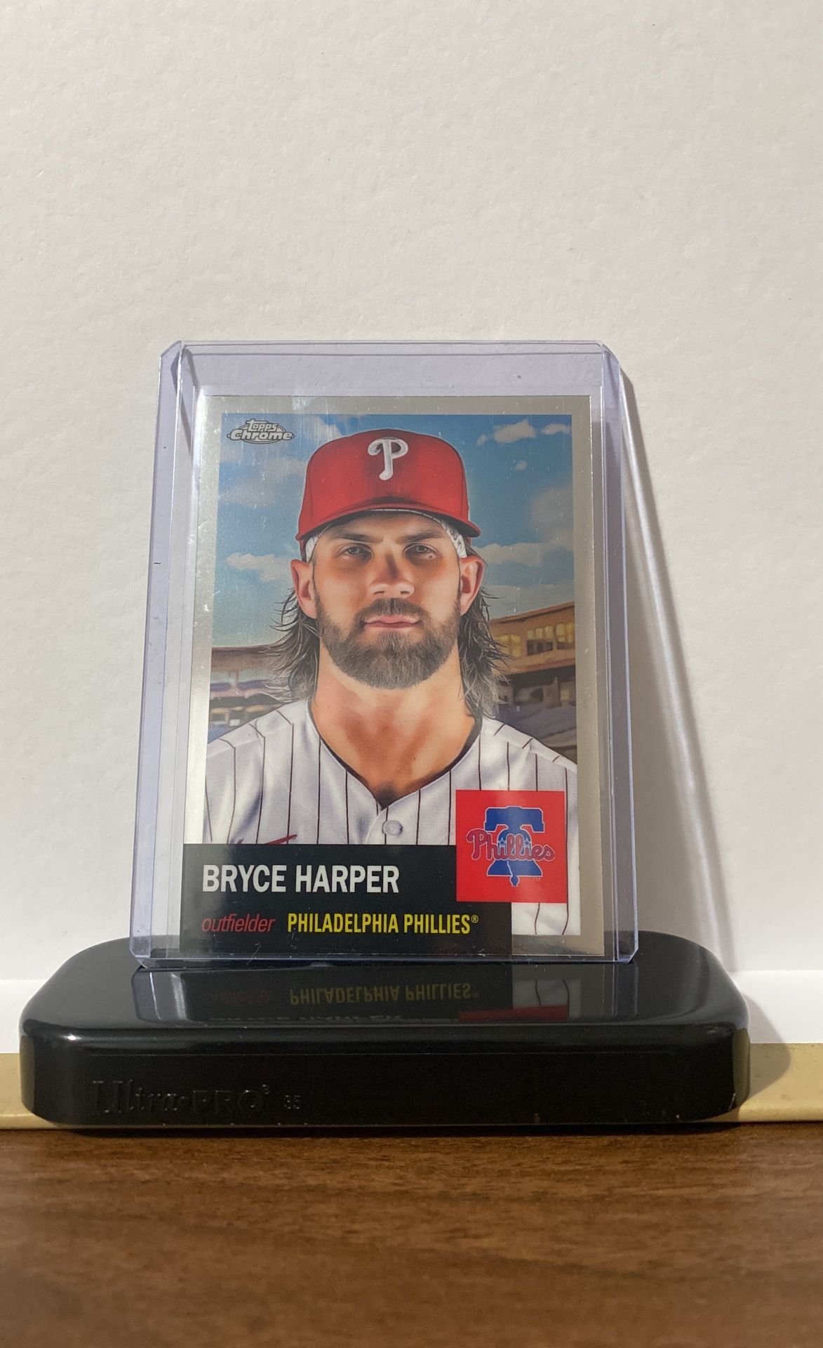 BRYCE HARPER - PHILLIES TOPPS CARD