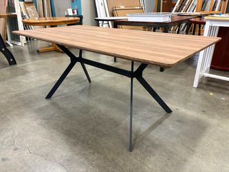 Walnut Finished Modern Farmhouse Style Dining Table with Splayed Black Metal Trestle Base