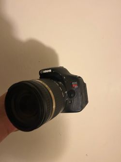 Canon t3i w/lens