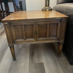 Solid Wood End Table / Nightstand with Storage Cabinet
