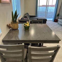 Dining Table With 4 Chairs Like New