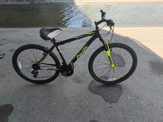 Pacific Mountain Bike 26 inch