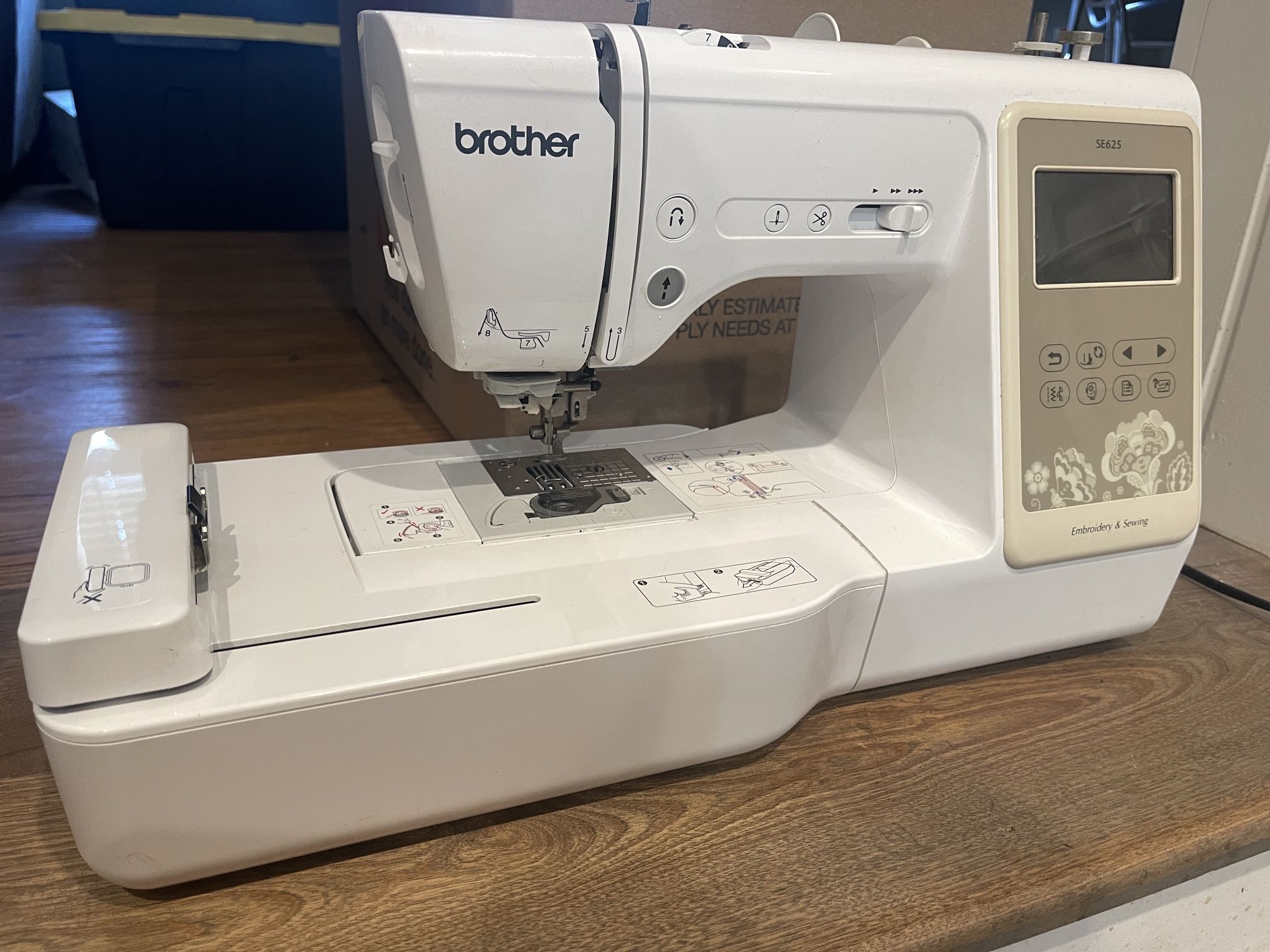 Brother Embroidery/ Sewing Machine 