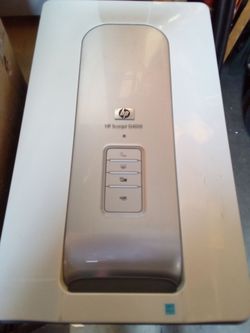 HP Scanjet G4010 flatbed photo scanner
