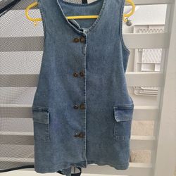 Girl jeans long dress sleeveless dress skirt size 6  Comes from pet free smoke free home  Washed with detergent & sanitizer 