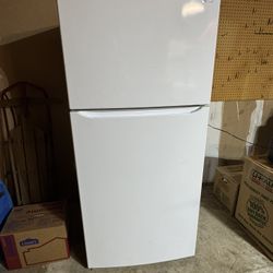 LG 30 Cu. Ft. Top Freezer Refrigerator 