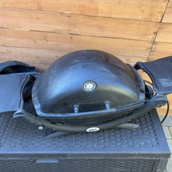 Weber Grill Q2800 Portable With Cart