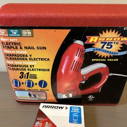 Staple Gun + Nail Gun w/Case