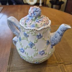 Vintage 2002 Three pce lady jayne Porcelain teapot