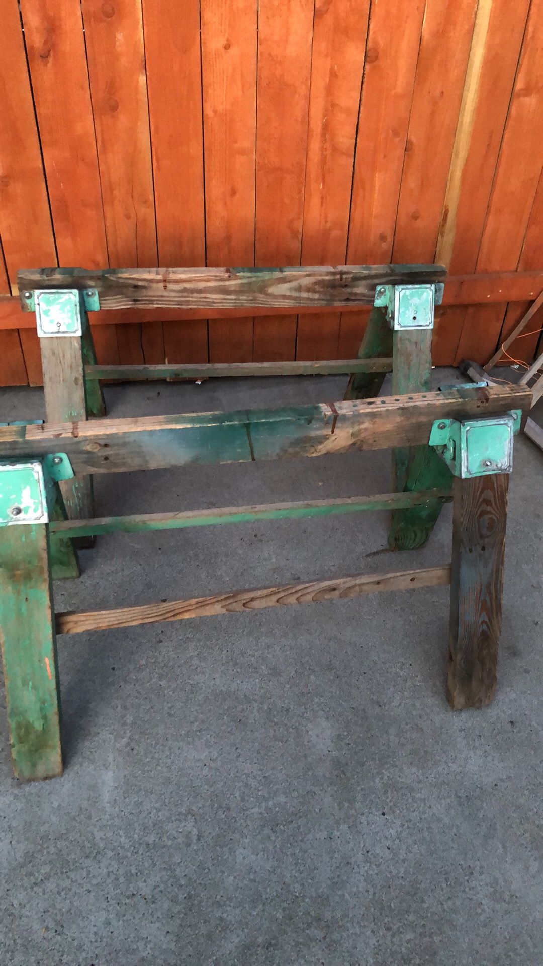 Saw Horses With Metal Brackets