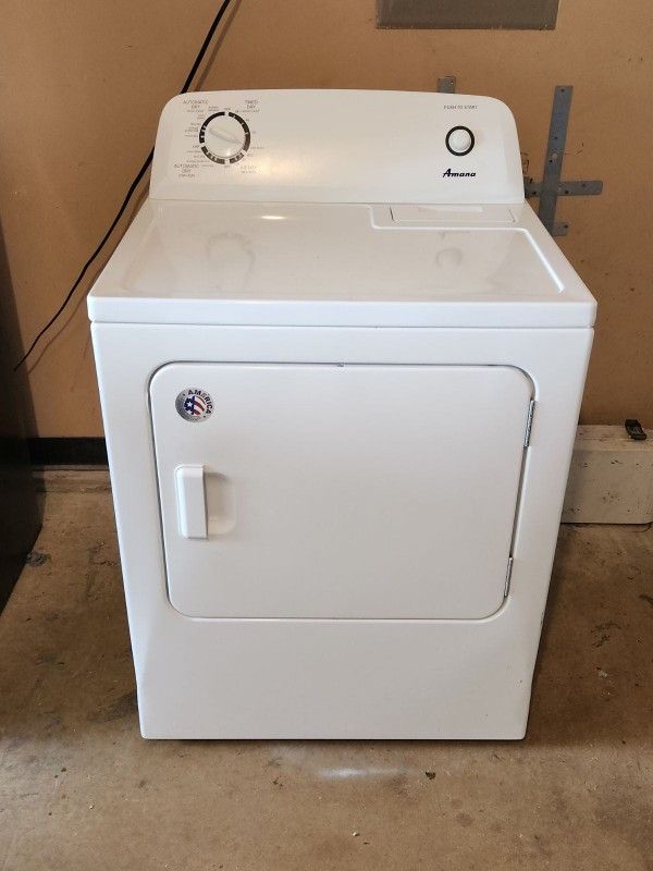 LIKE NEW ELECTRIC DRYER.
