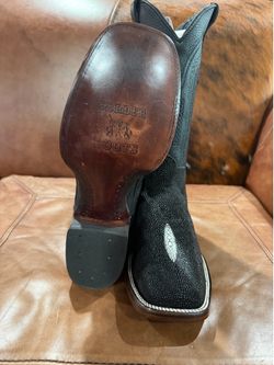 Authentic stringray square toe