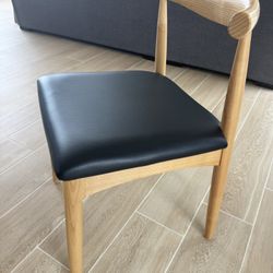Dining Chairs 