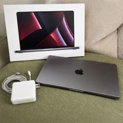 Apple MacBook Pro 14” 1T Laptop (New w/ Box)