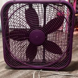 Lasko Box Fan 20” – Works Well 