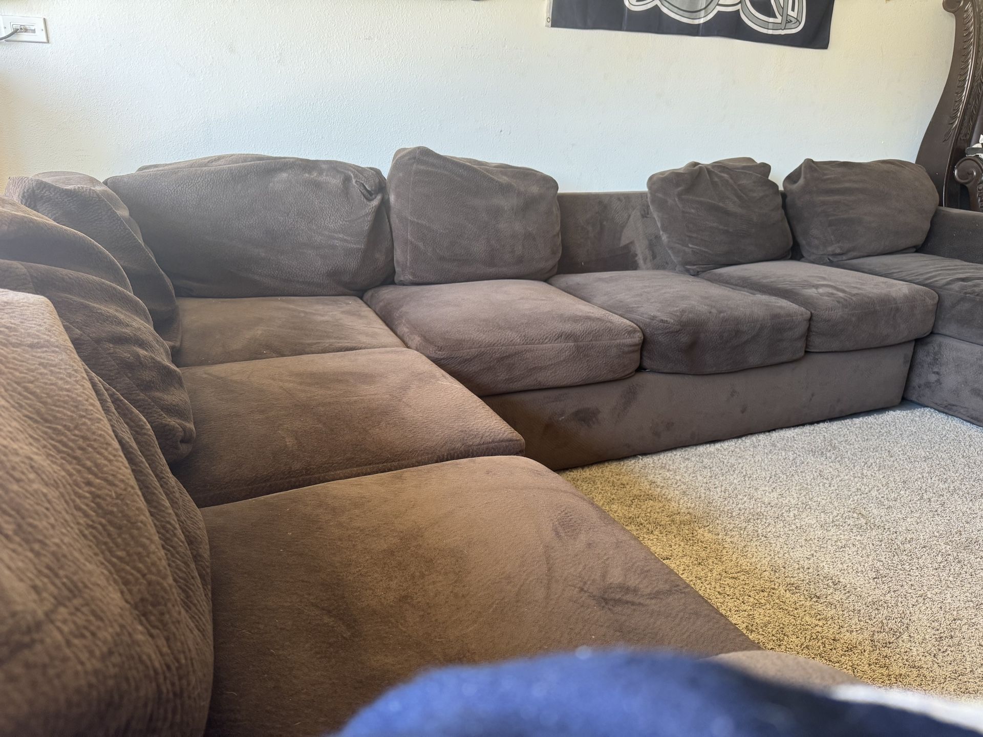 Free Sectional Sofas