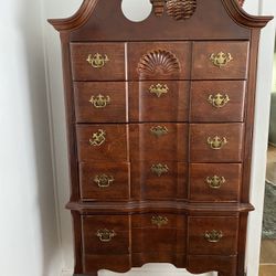 Chest & Dresser 