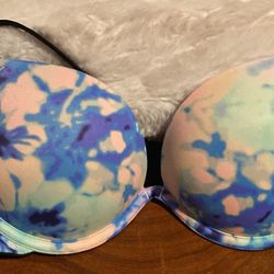 Victoria Secret Bra 32B