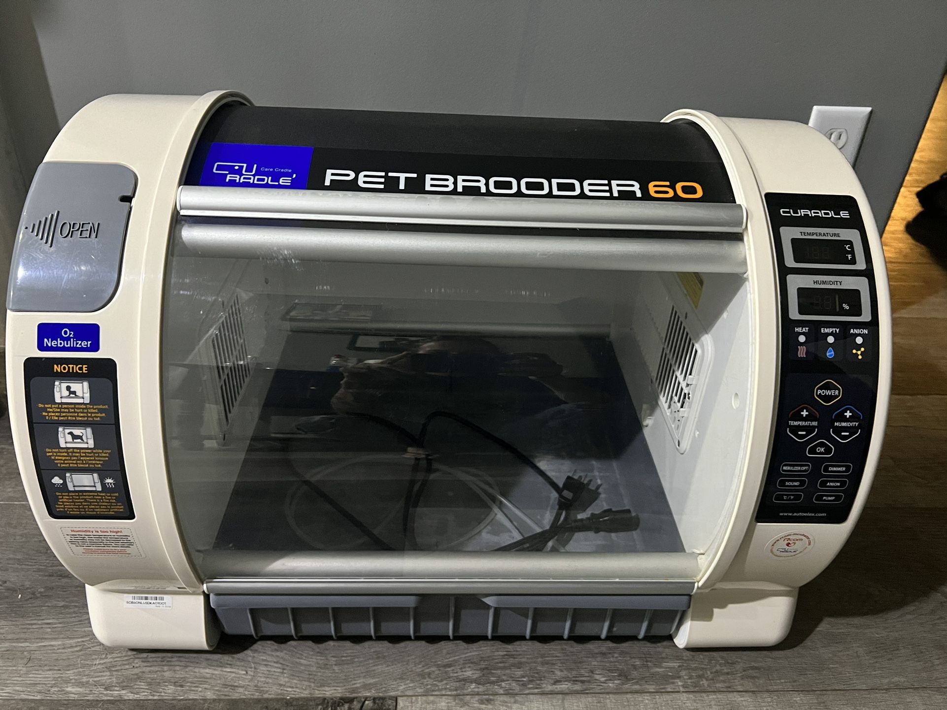 A&I Brooders and Incubators Rcom Curadle Large Pet Brooder 90 ICU MX-B90N for Puppies, Kittens, Small Animals