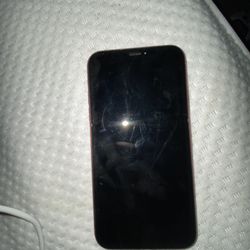 IPHONE XR 64GB UNLOCKED (NEED GONE ASAP)