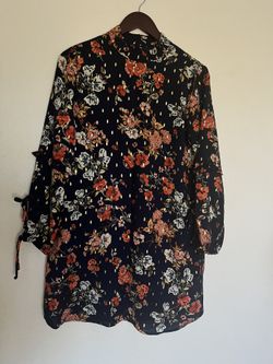 CITY TRIANGLES DRESS MEDIUM (A)