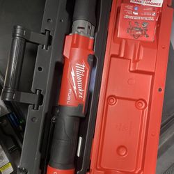 Milwaukee Digital Torque Wrench 2465-20