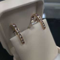1.0 Ct Tw Diamond 💎 Earrings 💕