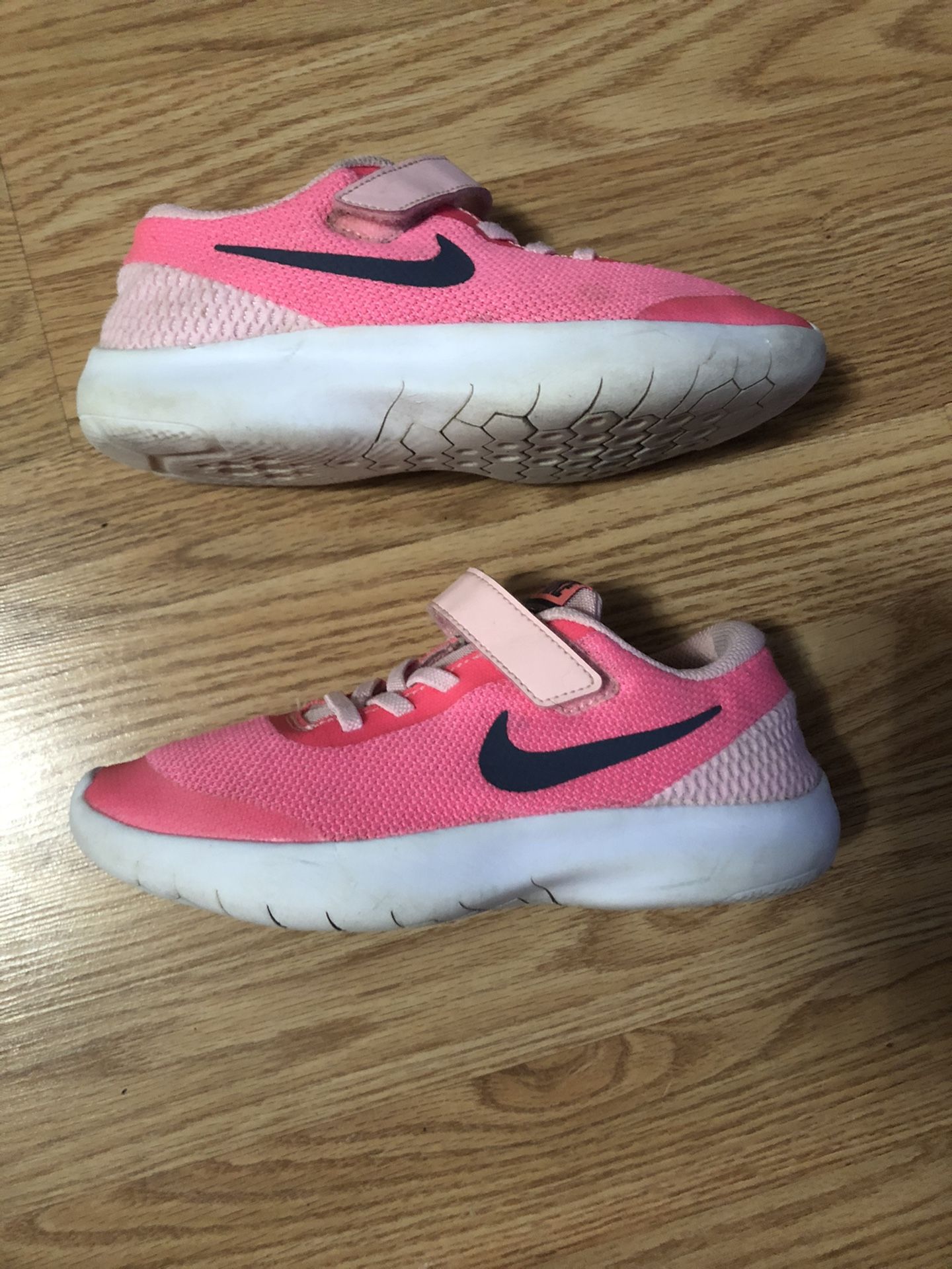 Girls 3Y Nike Flex Experience RN shoes