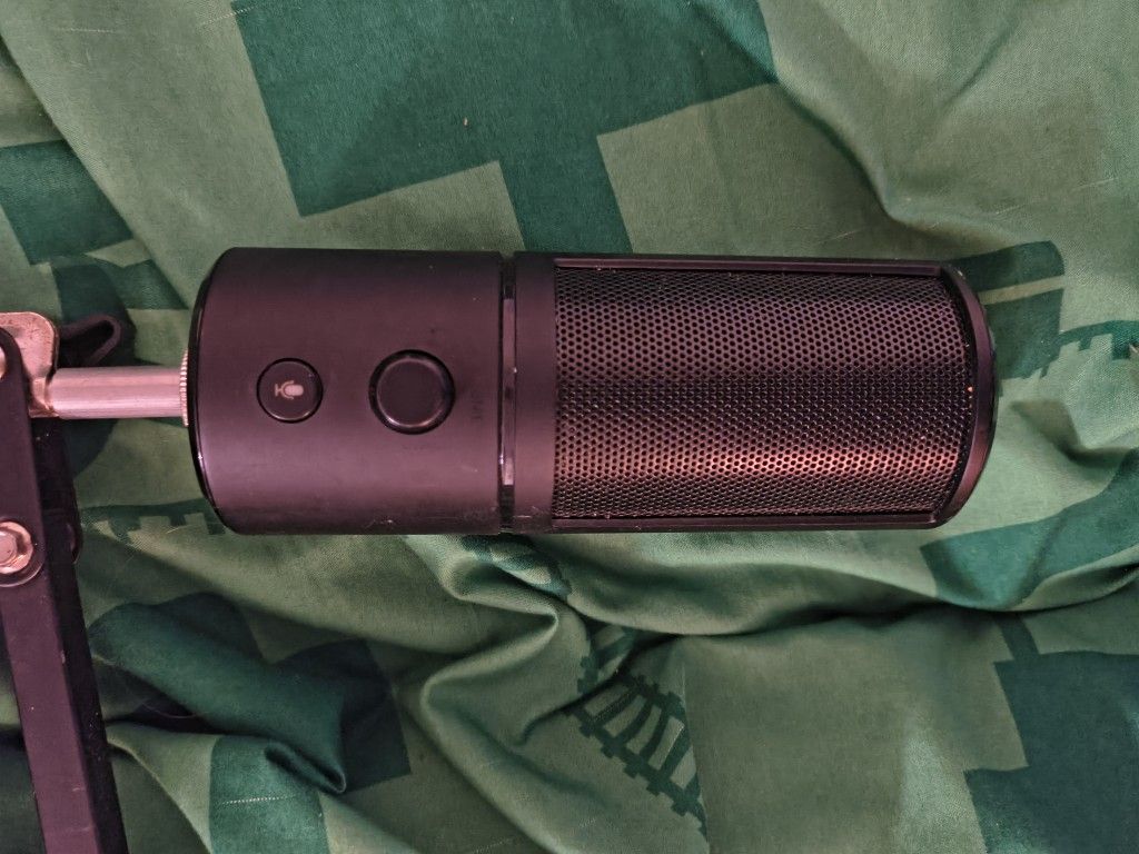 Siren X Mic With Boom Arm