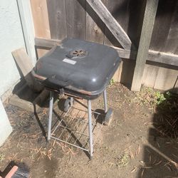 Barbecue Grill $18