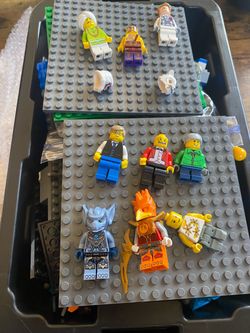 LEGO Minifigures Mixed Lot of 9 & bulk