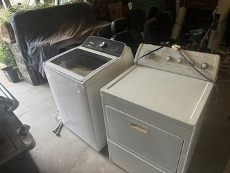 Whirlpool washer and dryer set